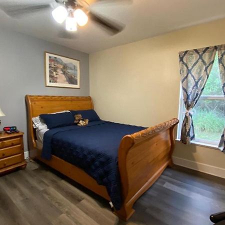 A Treasure Coast Gem- Private Entrance And Private Bathroom Port St. Lucie Eksteriør billede