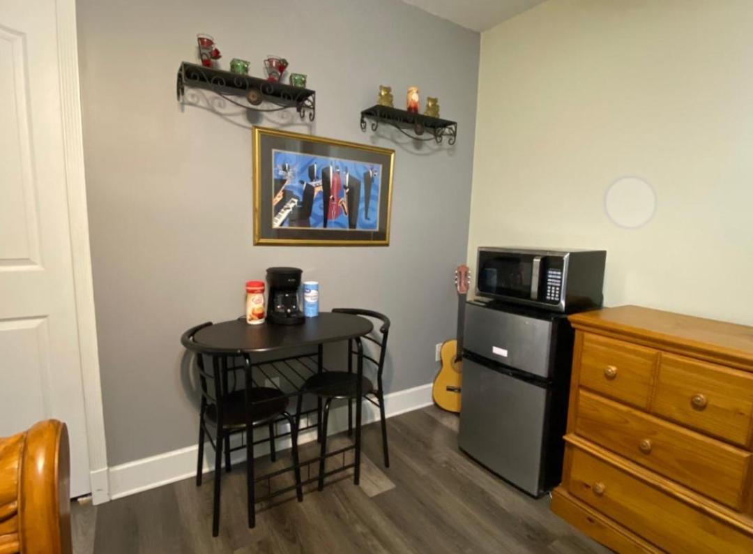 A Treasure Coast Gem- Private Entrance And Private Bathroom Port St. Lucie Eksteriør billede